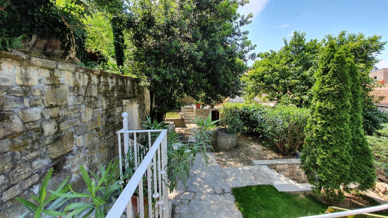 Secret Garden Of Piran Apartment Exterior photo