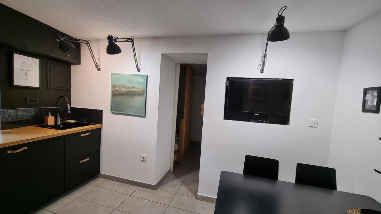 Secret Garden Of Piran Apartment Exterior photo